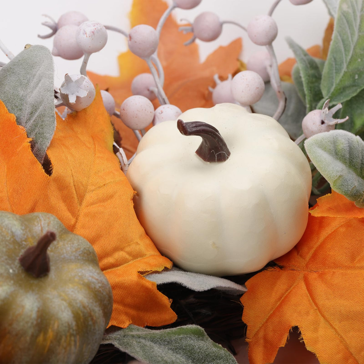 MAINGKAUNG Artificial Fall Wreath 22 Inch Fall Wreaths for Front Door with White Pumpkins Oeange Maple Leaves Lamb's Ear and Berries Autumn Wreath Thanksgiving Harvest Wreath for Festival Wall Porch