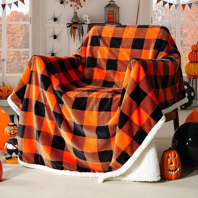 Touchat Halloween Blanket Twin Size 60" X 70"，Fall Autumn Harvest Sherpa Fuzzy Fluffy Soft Cozy Blankets, Fleece Flannel Plush Microfiber Throw for Couch Bed Sofa, Halloween Decor (Orange)