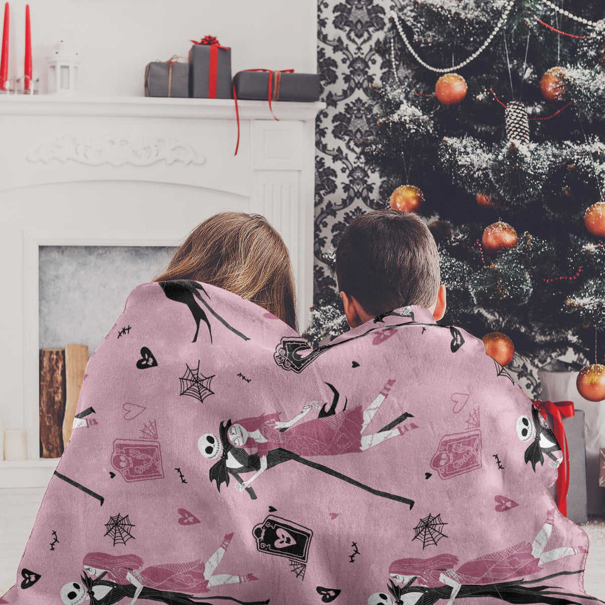 Disney Nightmare Before Christmas Silk Touch Throw Misfit Tango 50" x 70" Fleece Blanket